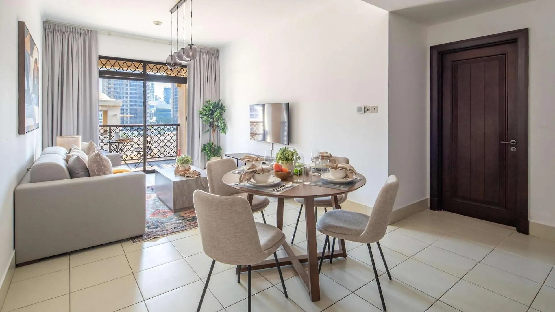 Frank Porter - Reehan 7 Dubai