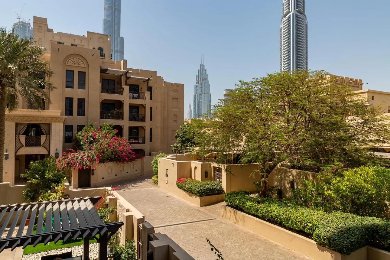 Frank Porter - Reehan 7 Dubai 0*,  United Arab Emirates