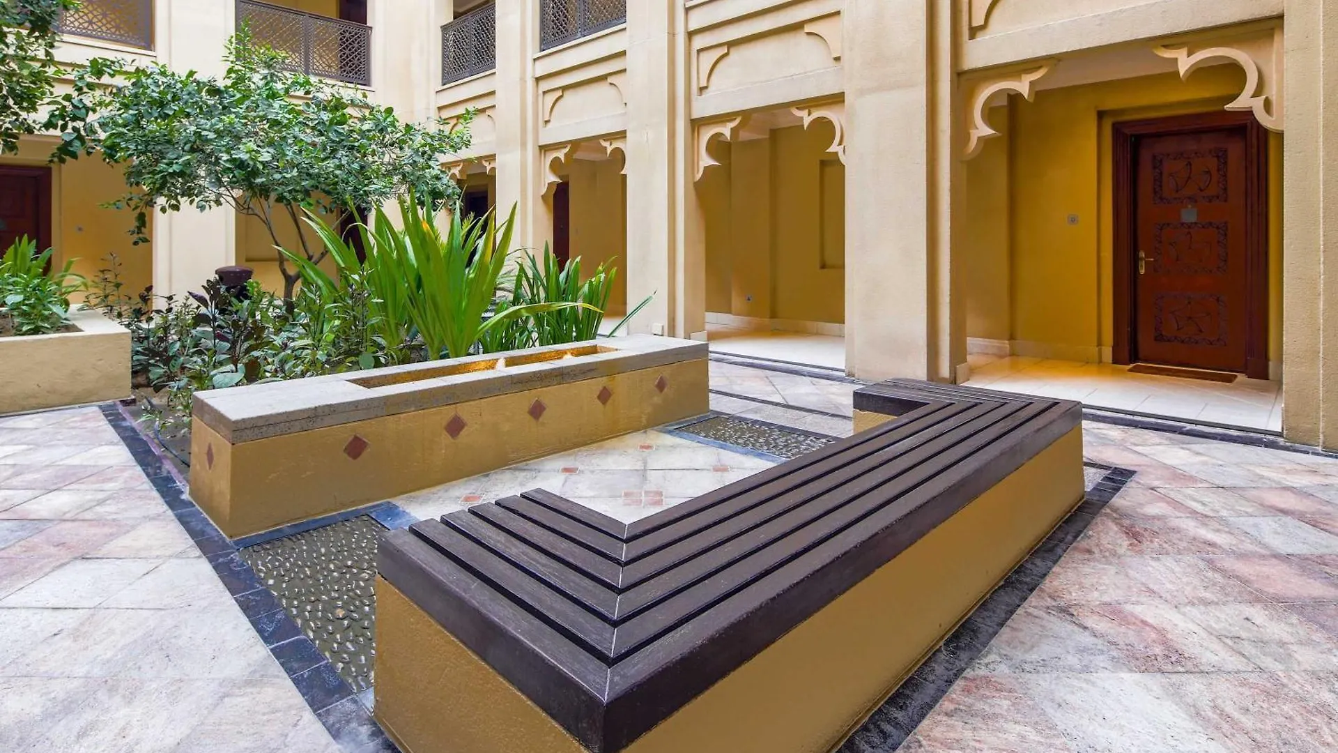 Apartment Frank Porter - Reehan 7 Dubai